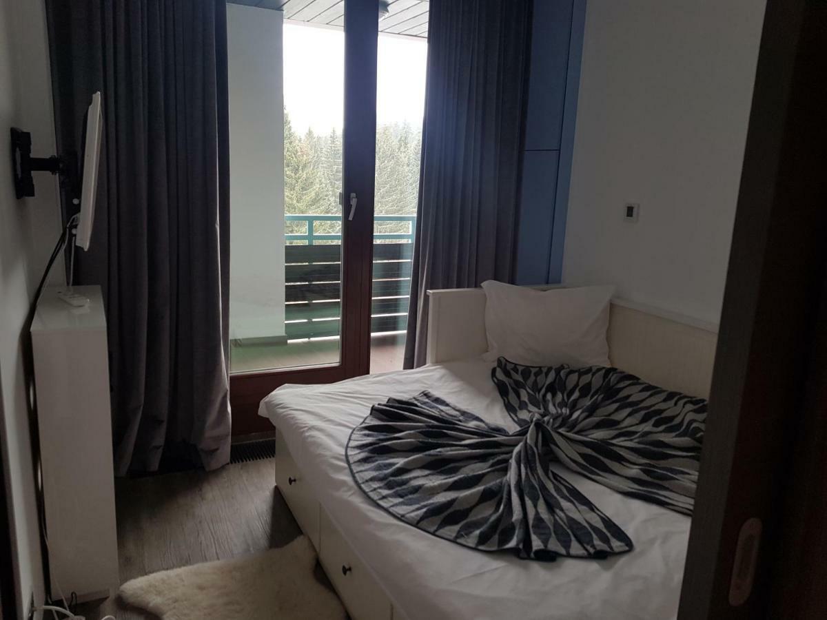 Apartment Пояна-Брашов Екстер'єр фото
